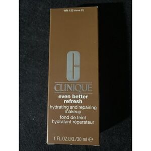 Clinique Even Better Refresh Hydrating & Repairing Makeup -Clove(D) WN 122 NEW